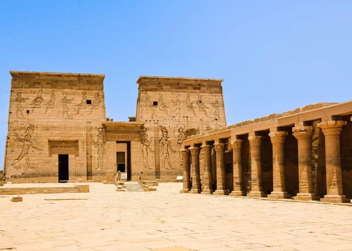 Excursión a Kom Ombo y Edfu: Vista del Templo de Edfu, santuario de Horus