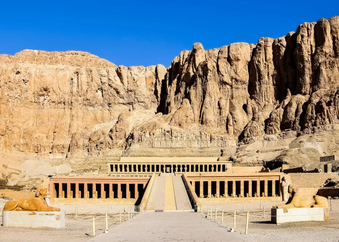 Tour en Luxor a la Orilla Occidental: Templo de Hatshepsut en Deir el-Bahari, obra maestra arquitectónica de Luxor