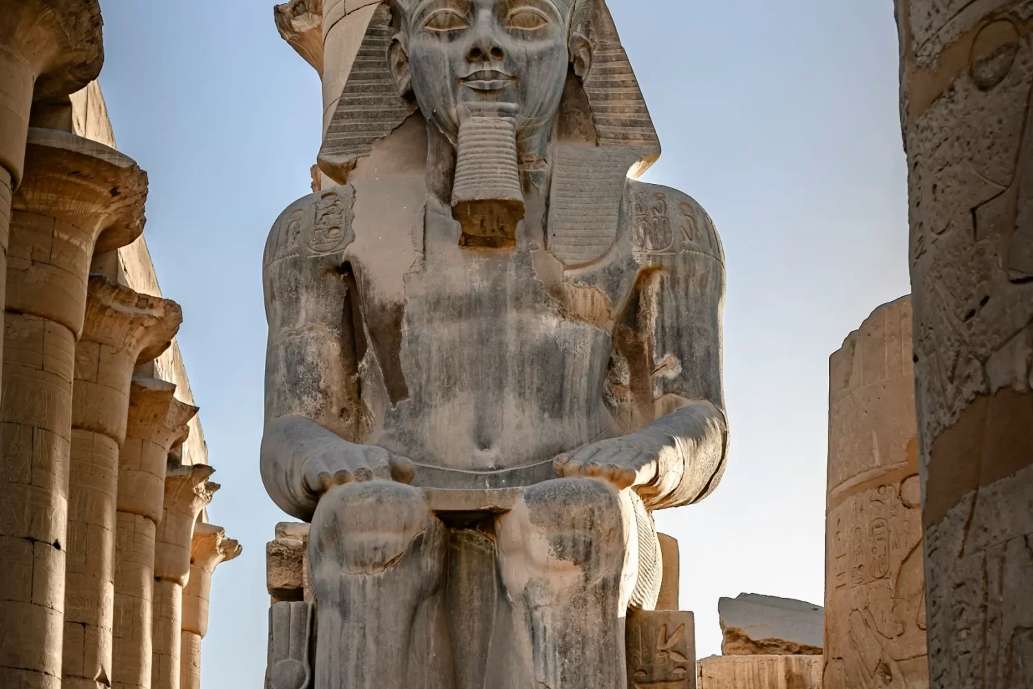 Viaje a Egipto 9 Días de Lujo: Templo de Luxor, impresionante sitio faraónico en el corazón de la antigua Tebas