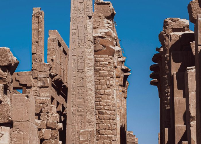 Viaje a Luxor y Asuán en 2 días: Valle de los Reyes en Luxor con tumbas reales y jeroglíficos del Antiguo Egipto