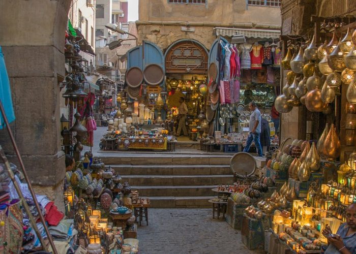 Tour a El Cairo desde El Gouna 2 Días – Calle principal del Bazar Khan El Khalili en El Cairo