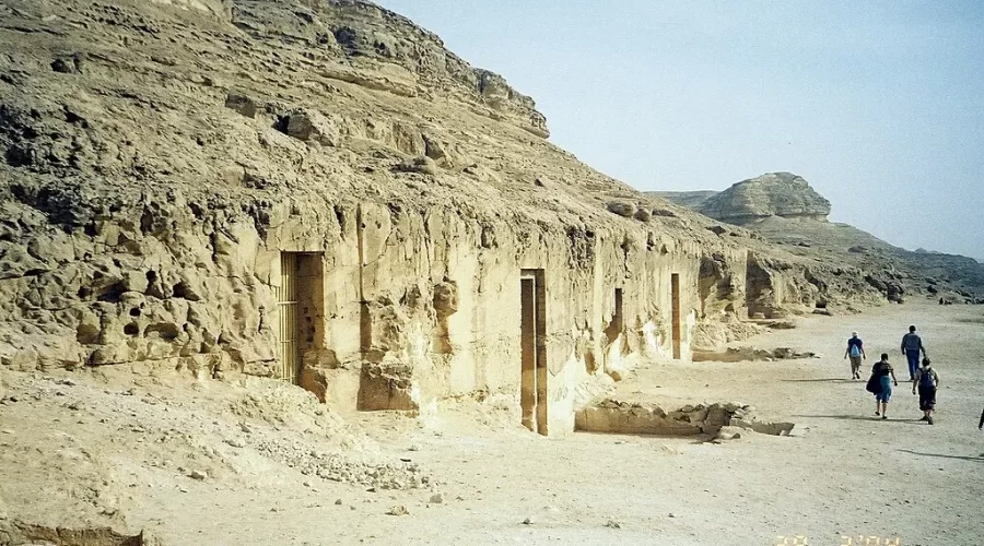 Las Tumbas de Beni Hassan: impresionantes fachadas de las tumbas antiguas