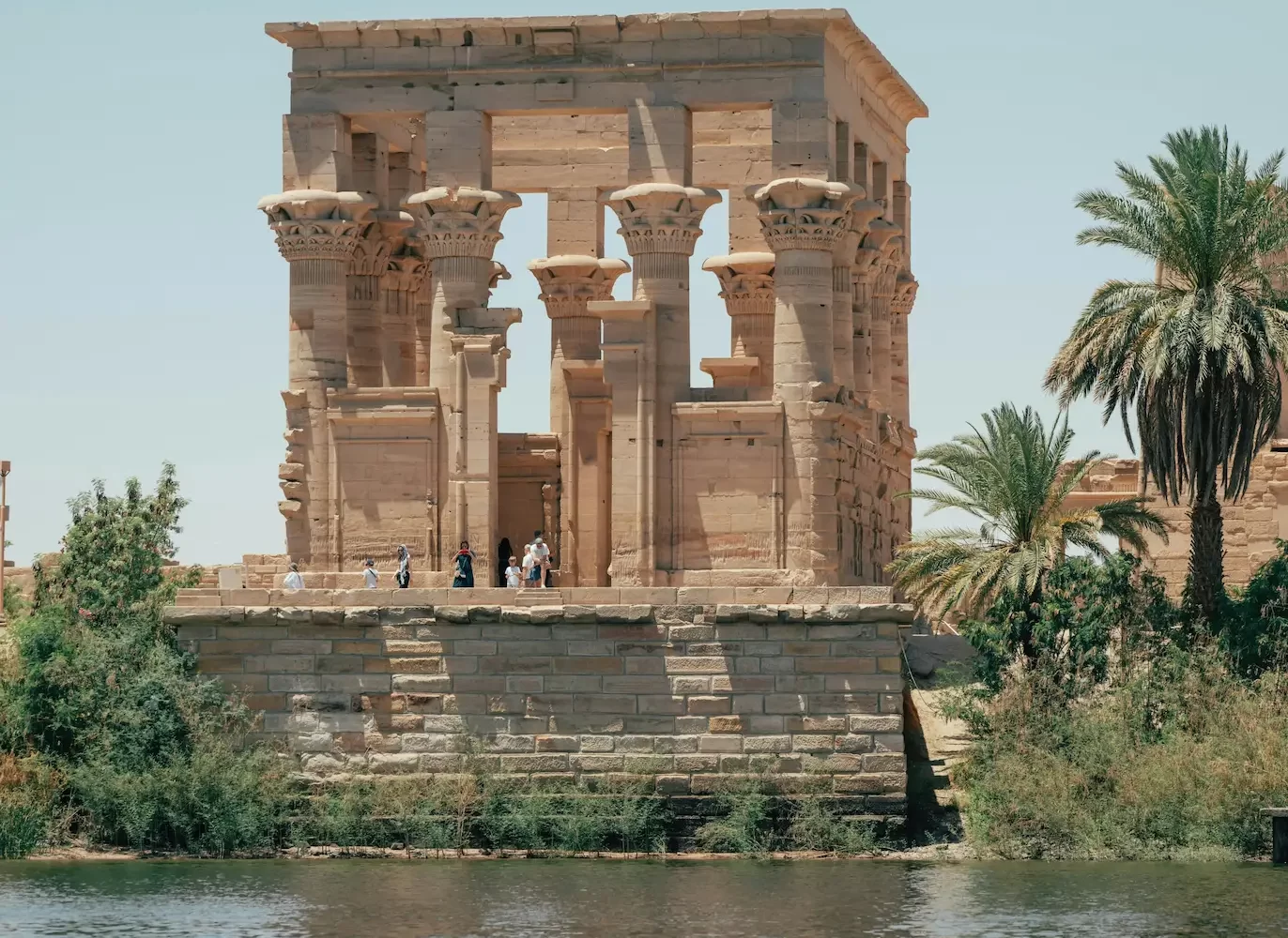 Crucero por el Nilo Moon Dance – Visita al Templo de Filae en Asuán