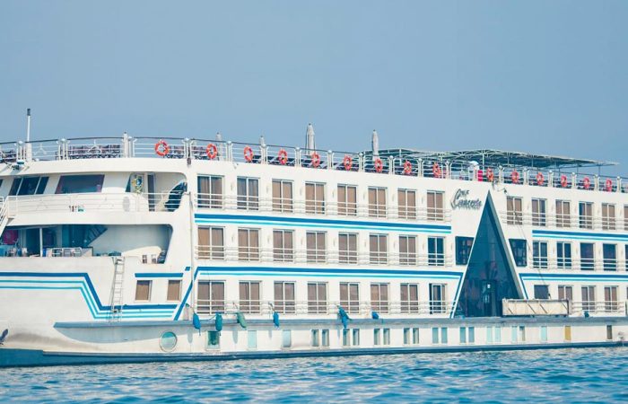 Crucero de Gran Lujo por el Nilo desde Asuán con visitas a Luxor y Abu Simbel