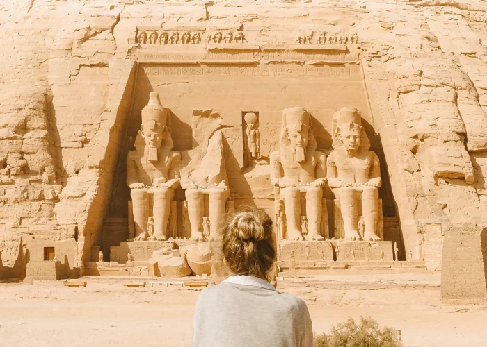 Viaje a Egipto visitando los templos de Abu Simbel incluido en el programa Viaje a Egipto 9 días con crucero por el Nilo Luxor y Asuán