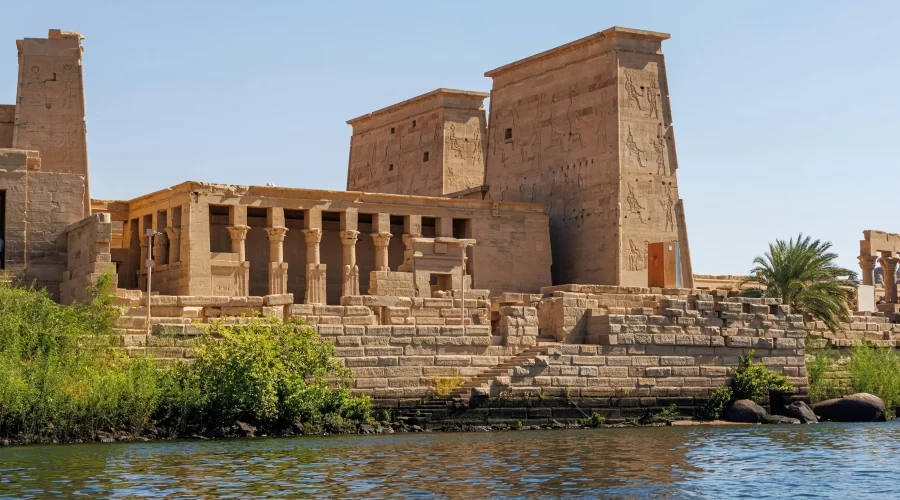 Qué llevar para viajar a Egipto: maleta con ropa ligera, accesorios esenciales y artículos de viaje