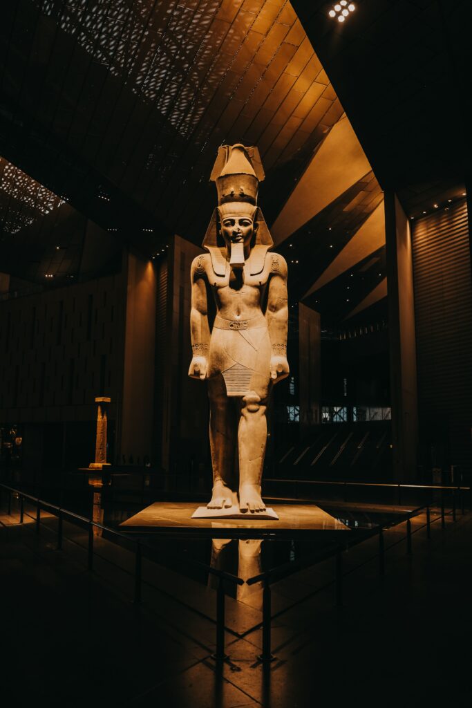 El Gran Museo Egipcio En Giza